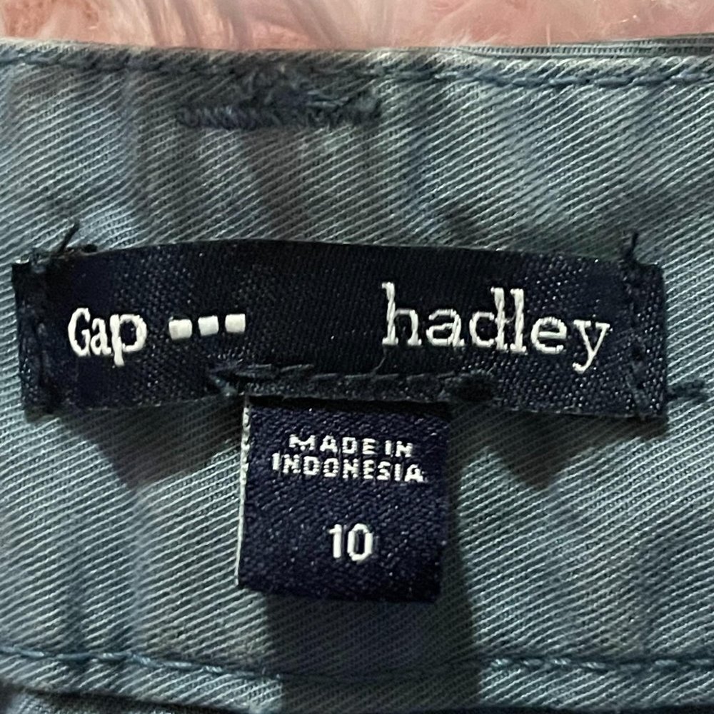 Gap size 10 slate blue chino shorts - Picture 3 of 8